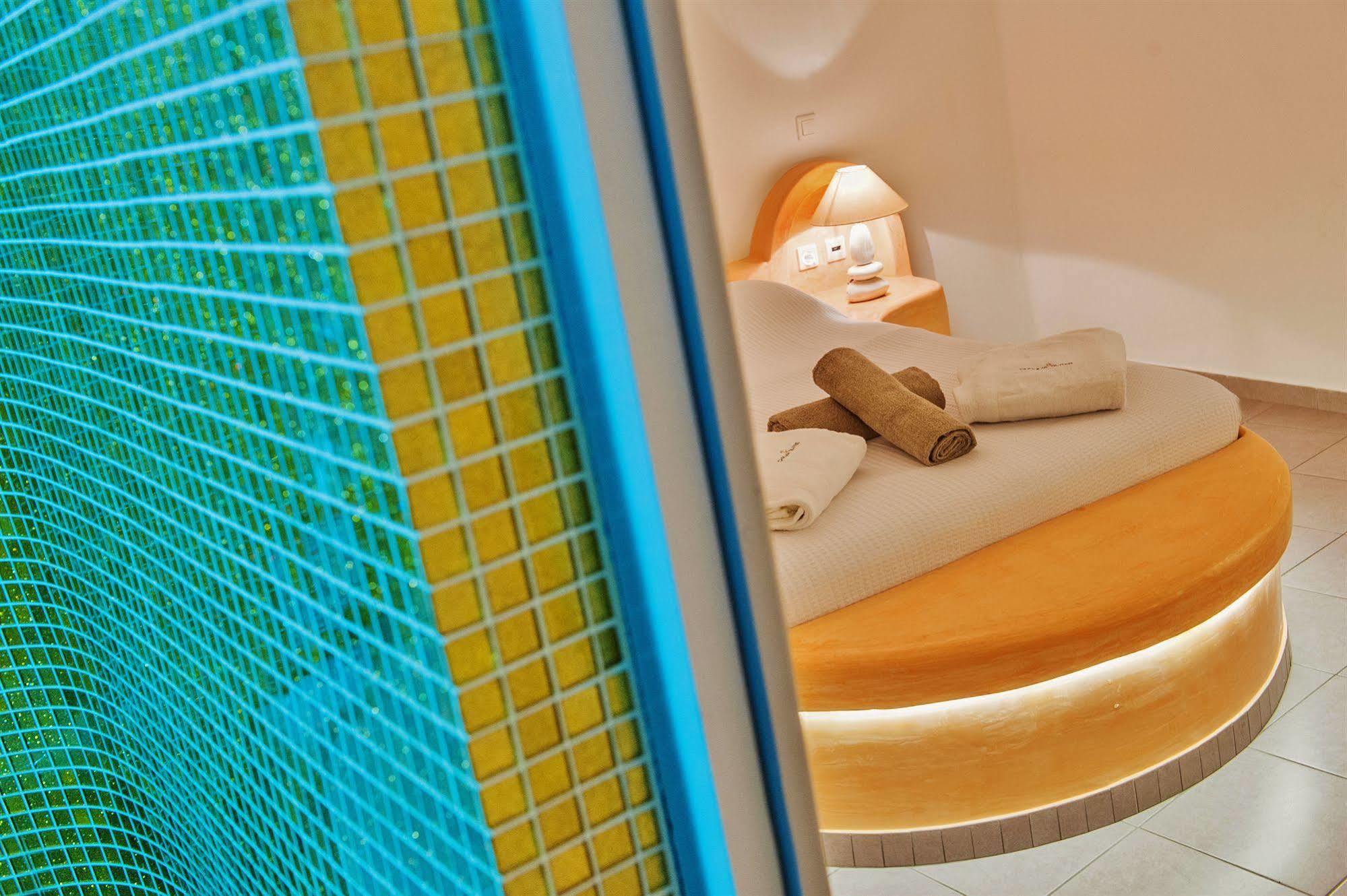 Chroma Suites Oia Dış mekan fotoğraf